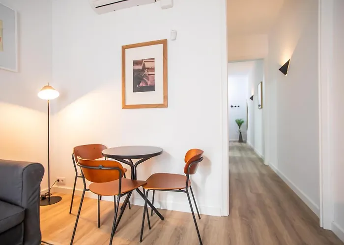43Apar1010- Super Centric Apartment In Barcelona -